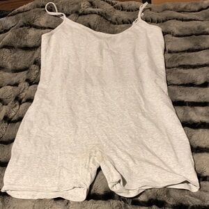 #285 Forever 21 Light Gray Women's Shorts